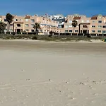 Apartamento Los Lances En Primera Linea De Playa Con Piscina